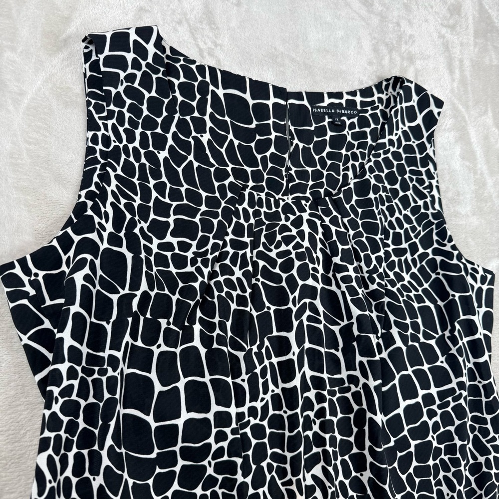 Isabella DeMarco Black White Abstract Animal Print Sleeveless Blouse Size 12 - Picture 3 of 9